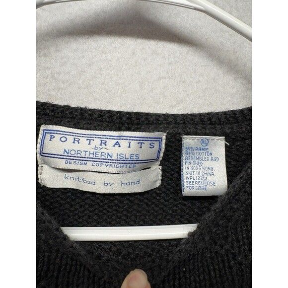 Vintage Portraits by Northern Isles Sweater Floral XL Cottage Chunky Knit Black - Picture 2 of 5